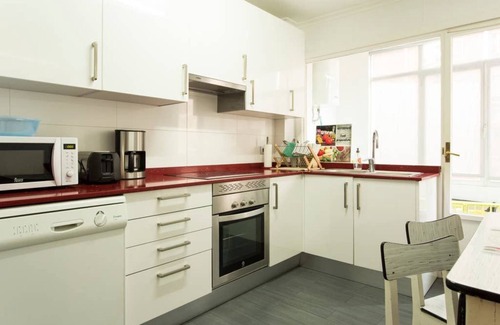 Ibarrekolanda Condominio | Bilbao Gran terraza, 3 Habit..4 personas, Garaje Gratis, teletrabajo.Wifi+ c. TV
