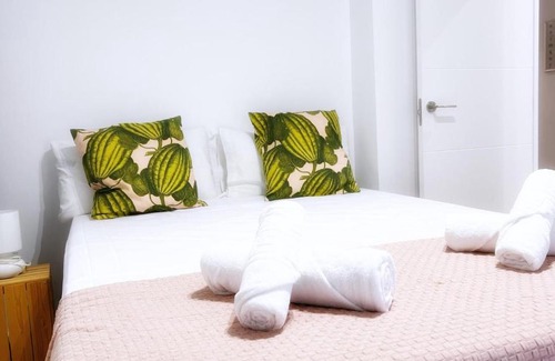 Centro histórico de Bilbao Apartamento | Bilbao Ronda apartamento con balcón Casco Viejo