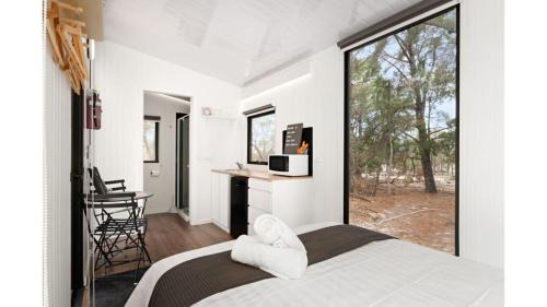 Black Range Casa | Bilby Park Escape 1 by Tiny Away