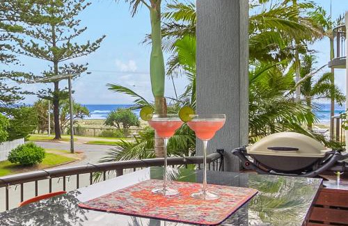 Bilinga Apartamento | Bilinga Bliss - Luxury beachfront apartment