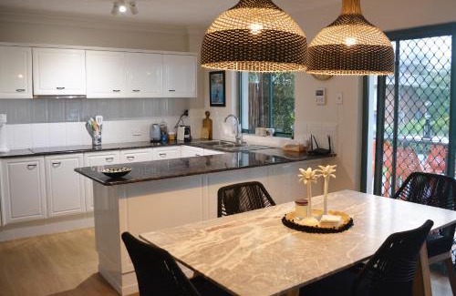 Bilinga Apartamento | Bilinga Bliss - Luxury beachfront apartment