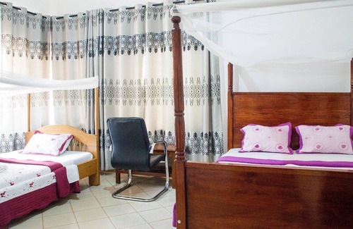 Jinja Hotel | Bilkon Hotel