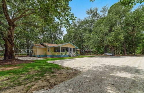 Orange Beach Cabaña | BILL FISH COTTAGE-LARGE GROUPS, FAMILY REUNION, BALL TEAMS- ALL WELCOME!!!!