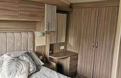 Great Houghton Cabina | Billing Aquadrome Lakeside retreat