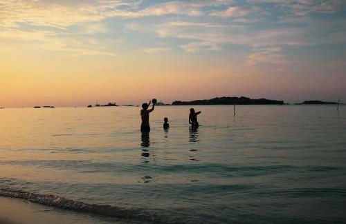 Tanjung Pandan Otro | Billiton Ekobeach Retreat