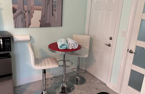 Wilton Manors Complejo | Billy's Resort -Men only-Clothing optional-Beach Bungalow