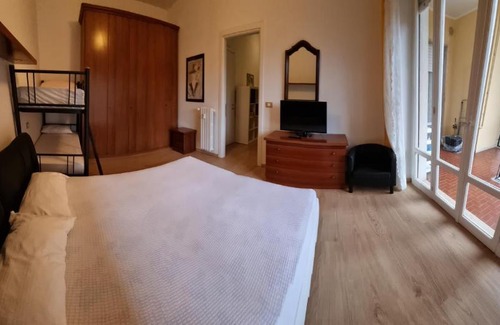 Marina di Andora Apartamento | Bilocale a due passi dal mare in Marina di Andora.