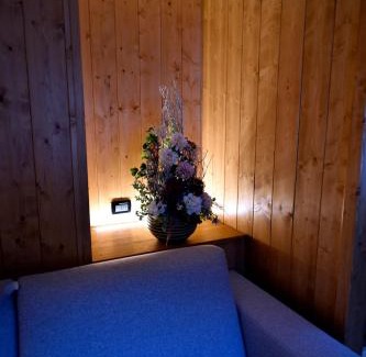 Madonna di Campiglio Apartamento | Bilocale centro paese con posto auto