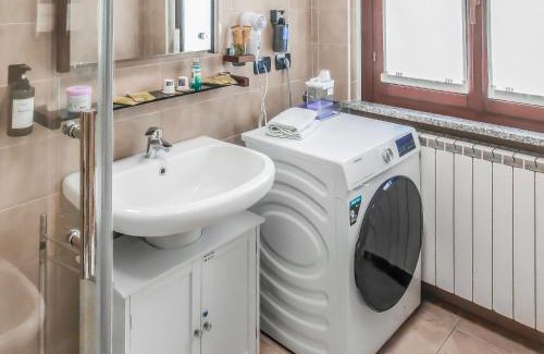 Novara Apartamento | Bilocale moderno a Novara nord Self check-in - Wi-Fi