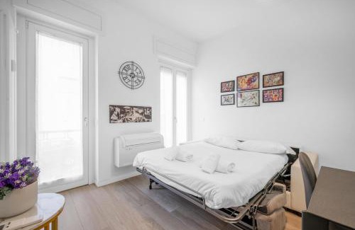 Zona Lancetti Apartamento | Bilocale vicino tram 2, smart TV e internet veloce