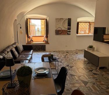 Campiglia Marittima Apartamento | Bilocale vista mare nel borgo di Campiglia Marittima
