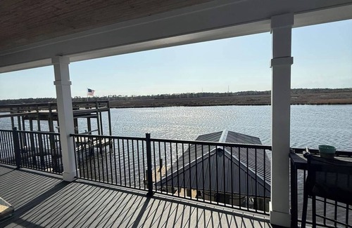 Biloxi Casa | Biloxi Waterfront Rental for Cruisin’ the Coast – 3BR/2BA House