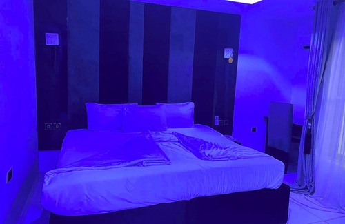 Benin City Hotel | Binos Inn Hotel and Suites