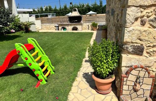 Monopari Casa | BIO Garden New House