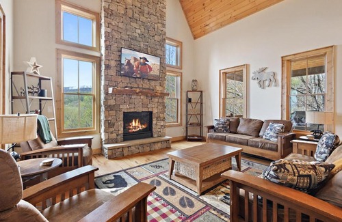 Banner Elk Casa | Birch and Squirrel Lodge