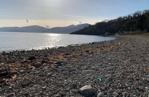 West Laroch Cabina | Birch Cabin: Your Elevated Haven Amidst Sea & Mountain Views