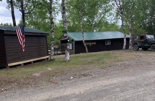 North Penobscot Cabina | Birch Haven- off-grid cabin in northern Maine