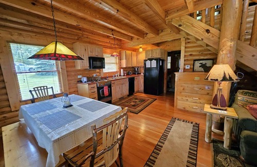 Cheboygan Cabina | CABINA DE REGISTRO EN EL LAGO HURON Centrado entre la ciudad de Mackinaw y Cheboygan