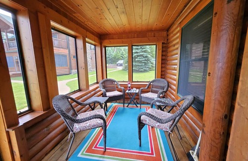 Cheboygan Cabina | CABINA DE REGISTRO EN EL LAGO HURON Centrado entre la ciudad de Mackinaw y Cheboygan