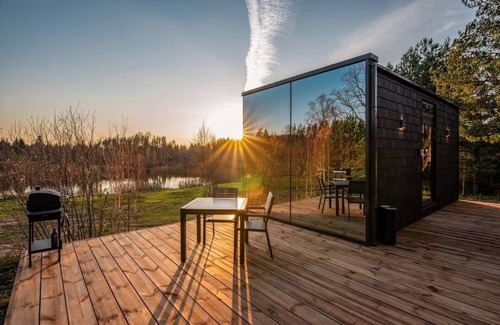 Whitefield Casa | Birch Mirror House at FarAway Pond