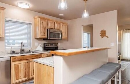Fairbanks Casa | BirchHill Retreat Great Location1+Garage+Aurora