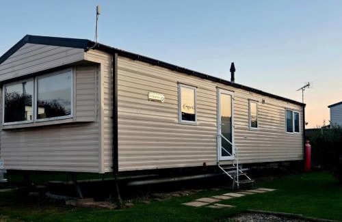 Isle of Thanet Casa | Birchington Vale - Etchingham Sleeps 6 Family Friendly, Pet Friendly