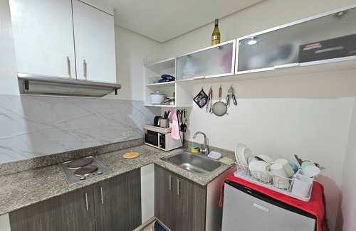 Ermita Night District Apartamento | Birchtower by Jeizel Manila City