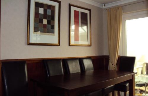 Warrington Casa | Birchwood Private Room for Homestay