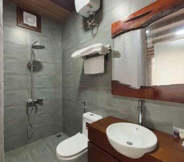 Nam Dan Hotel | BIRD HOUSE resort
