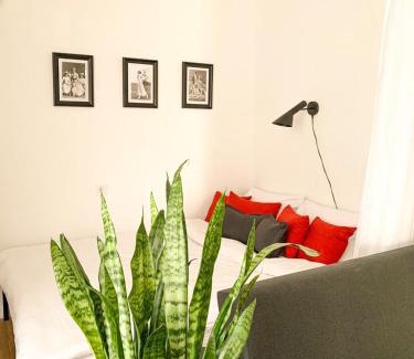 Petrovskoye Apartamento | Birdie Home at Nauky metro