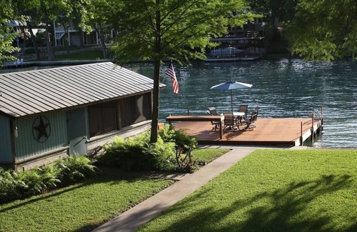 Seguin Casa | Birdnest Family Lake House - Spacious Lake McQueeney Home