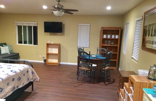 La Jolla Mesa Apartamento | Birdrock surf and beach retreat