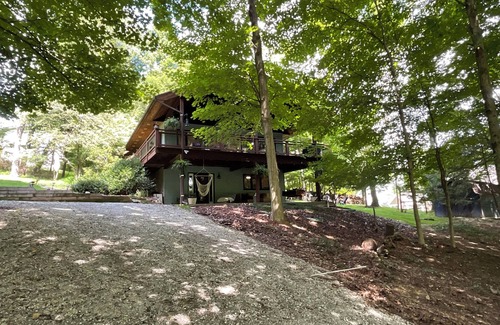Howard Casa | Birds Eye Retreat in Apple Valley Lake, Howard, Ohio