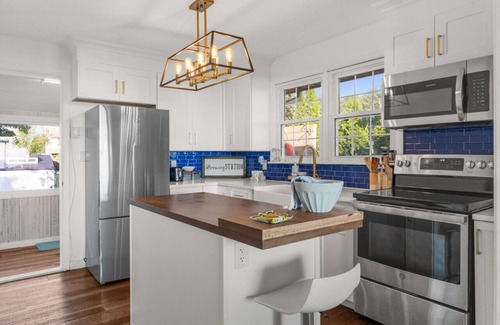Leamington Apartamento | Birds Eye View on Erie w/Hot Tub