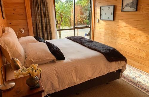 Charleston Cabina | Birds Ferry Lodge Luxury B&B