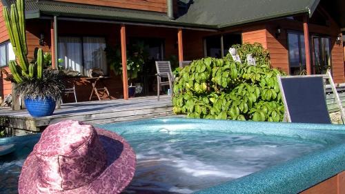 Charleston Cabina | Birds Ferry Lodge Luxury B&B