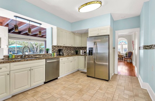 South Palm Park Neighborhood Association Casa | Birds of Paradise Historic 1900's Spanish Estate!