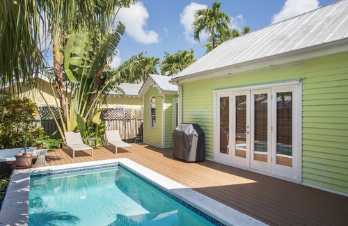 White Street Gallery District Casa | Birds of Paradise in Key West *monthly rental*
