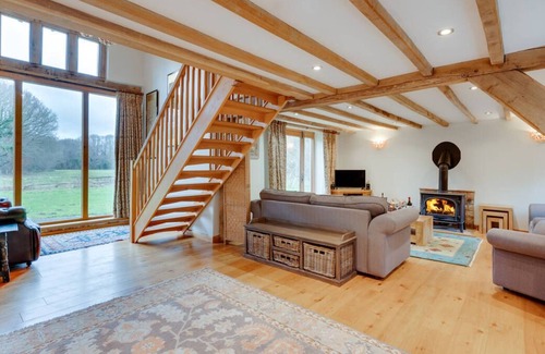 Hastings Casa | Birdsong Barn in the beautiful Hastings