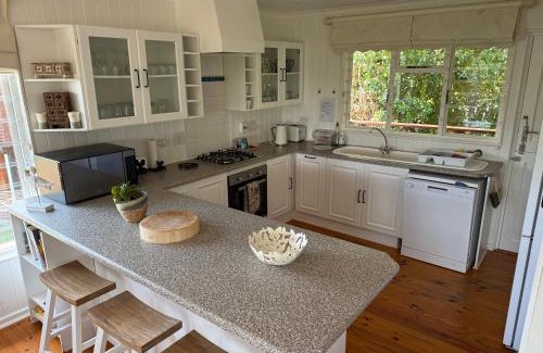 Brenton-on-Sea Casa | Birdsong Your Brenton-on-Sea home-away-from-home