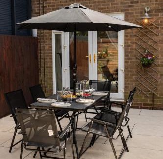 Birmingham Casa | Birmingham Central Cosy 4BR Home with Free Parking