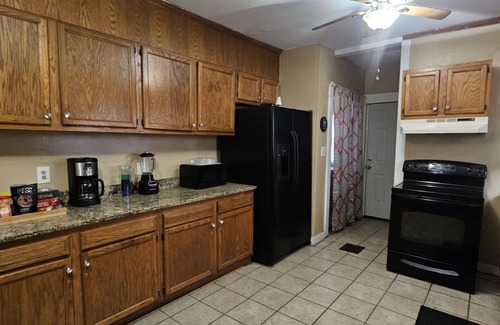 Norwood Casa | Birmingham's Spacious Uptown Family Retreat
