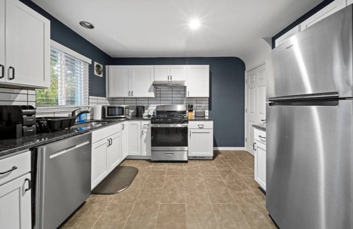 Birmingham Casa | Birmingham Urban Retreat: 2BR Cozy Haven