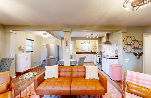 Chappell Hill Casa | Birthplace of Texas home with wood-burning firepit, porch, & private W/D