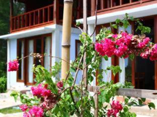Gili Meno Complejo | Biru Meno Beach Bungalows