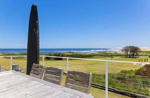 Anna Bay Casa | Birubi Beach Waterfront