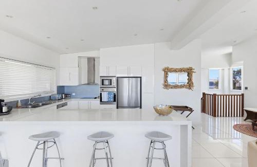 Anna Bay Casa | Birubi Beach Waterfront
