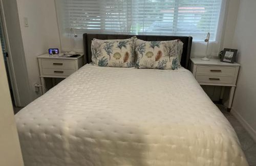 North Miami Casa | Biscayne Park Guest House