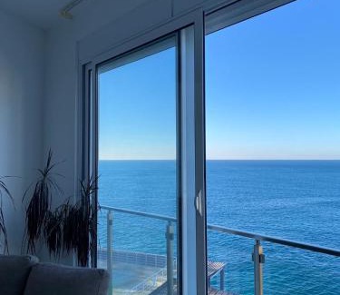 Dobra Voda Apartamento | Biser mora