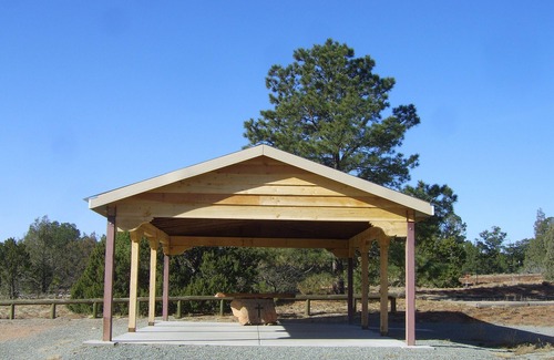 Canada de los Alamos Alquiler De RV | Centro de eventos de Bishop's Ridge